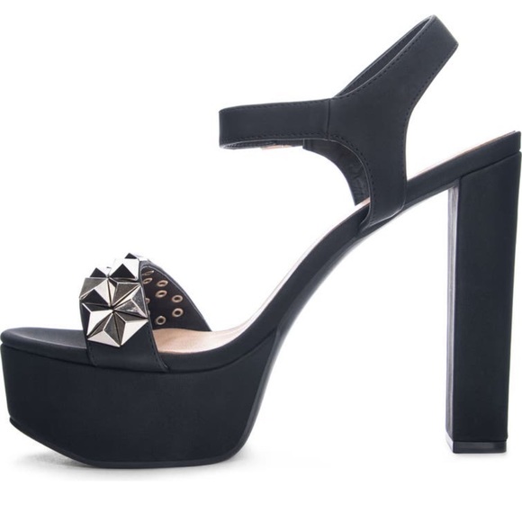 NWT Chinese Laundry Arnette Studded Platform
Sandal - Picture 3 of 12